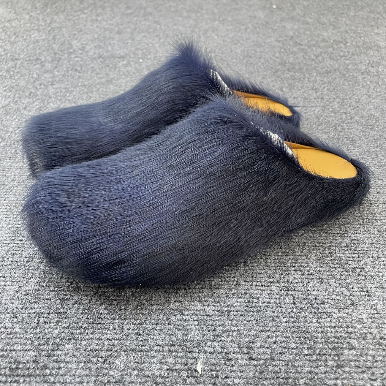 Marni Fussbet Sabot Calf Hair Slippers (7) - newkick.cc